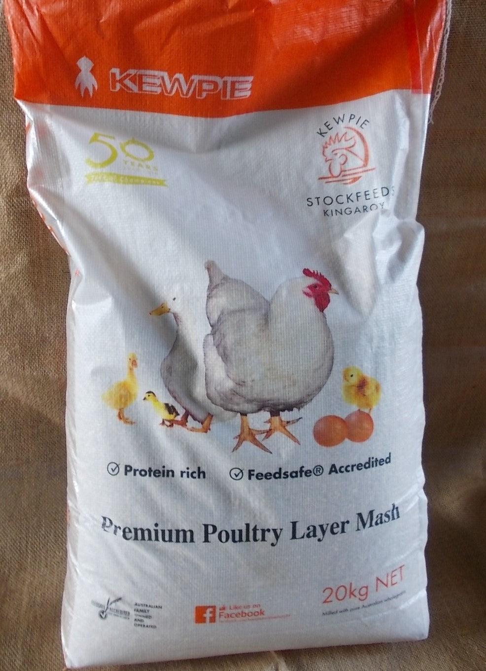 A Kewpie 9000 Poultry Layer Mash 20kg